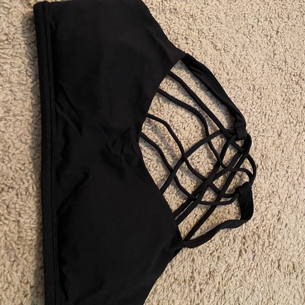 Free to be bra - Wild *Light Support* A/B cup sports bra in black
